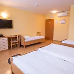 Beno Guest house Starse